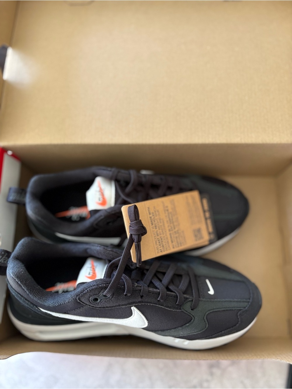 Nike Women's Black and White Air-Cushioned Athletic Sneakers - Picture 6 of 6